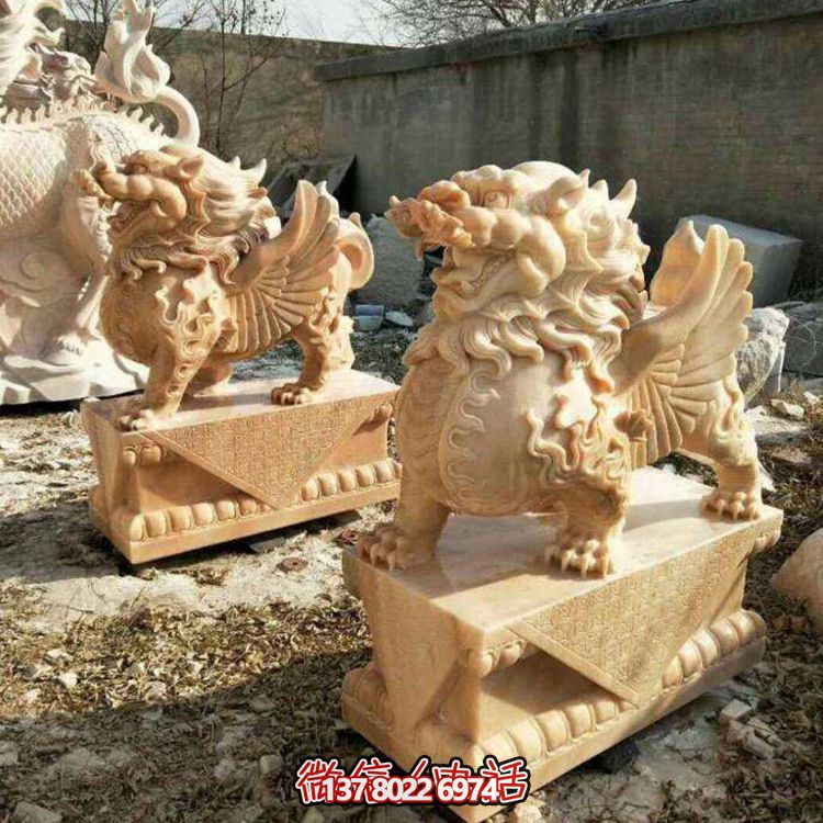 黃蠟石麒麟雕塑，精美石雕景區裝飾