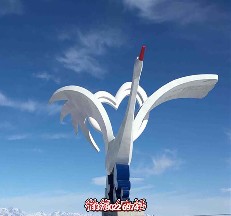 不銹鋼愛(ài)心鶴雕塑，點(diǎn)亮廣場(chǎng)創(chuàng)意之美