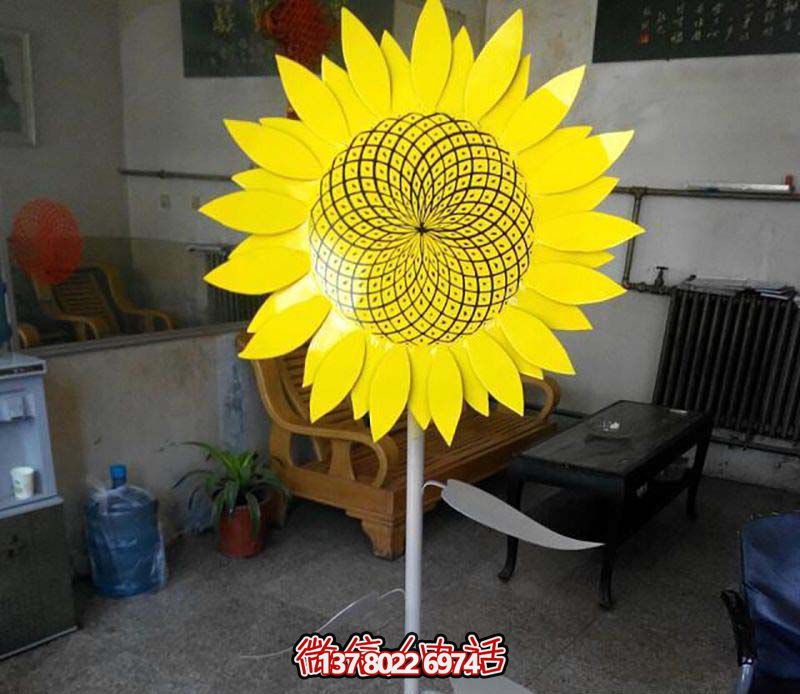 不銹鋼游樂園草坪擺放雕塑，向日葵裝飾
