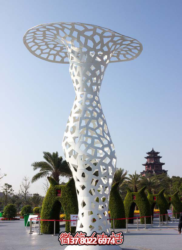 “不銹鋼雕塑花瓶，為你的園林觀光廣場增添創意色彩”