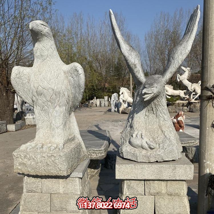 公園擺放兩只抽象石雕老鷹雕塑 公園擺放兩只抽象石雕老鷹雕塑