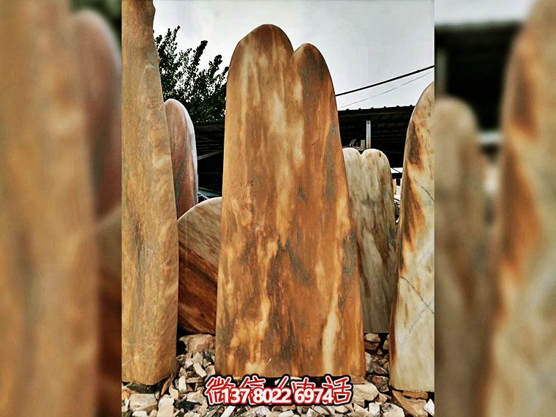 村口擺放黃蠟景觀石雕塑 村口擺放黃蠟景觀石雕塑